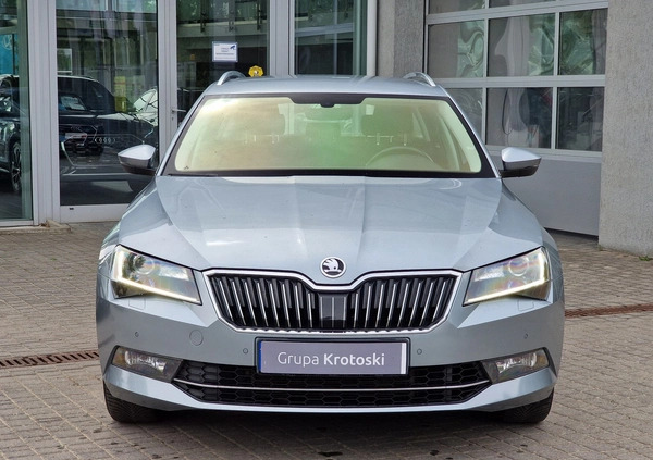 Skoda Superb cena 89900 przebieg: 158000, rok produkcji 2019 z Łódź małe 781